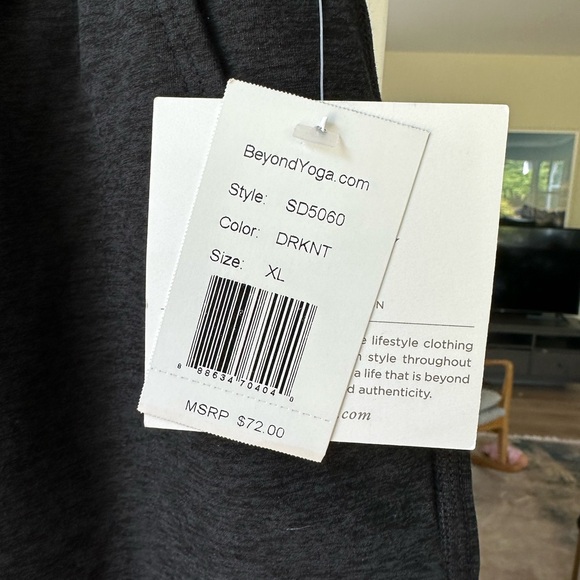 NWT Beyond Yoga Spacedye Worked Up Shorts, size L - Picture 5 of 7